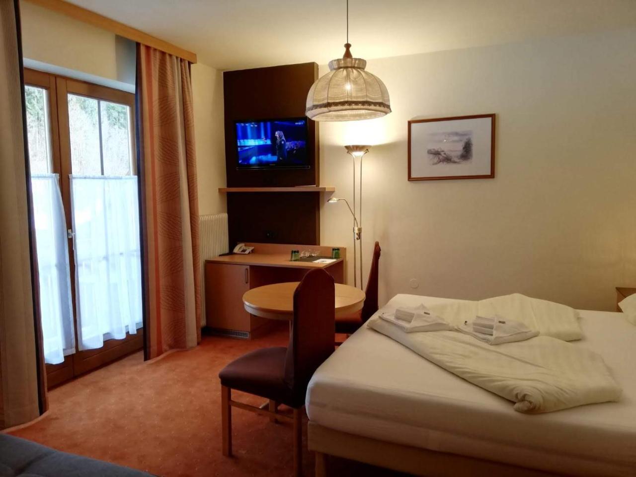 Hubertushof Hotel Trattenbach  Bagian luar foto